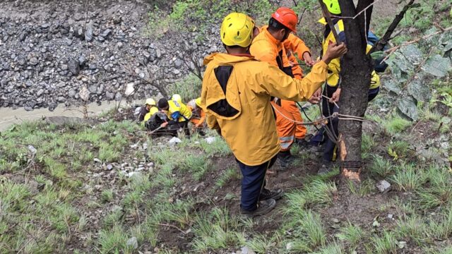 हेलंग के समीप ट्रक दुर्घटना में चालक की मौत, SDRF-NDRF ने चलाया रेस्क्यू अभियान