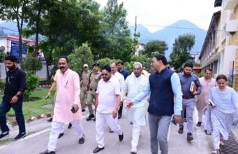 कैबिनेट मंत्री ने किया स्मार्ट कंट्रोल रूम का निरीक्षण, निगरानी व्यवस्था की ली जानकारी
