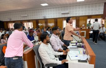 कर्णप्रयाग-नगरासू निहंग प्रकरण की जांच चमोली को सौंपने की मांग, जिला पंचायत सदन में प्रस्ताव पारित