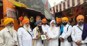 चमोली: पाकिस्तान के गुरदासपुर गुरुद्वारा से 32वीं बार पहुंचा जत्था, सोशल मीडिया की अफवाहों पर न करें विश्वास: सेवा सिंह