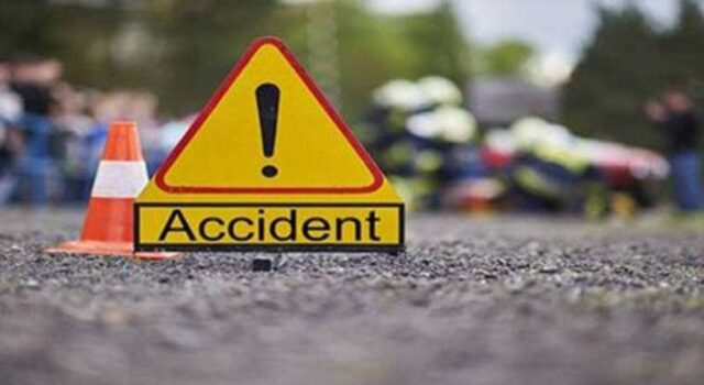 चमोली : सड़क दुर्घटना में बुलेरो वाहन दुर्घटनाग्रस्त, दो घायल
