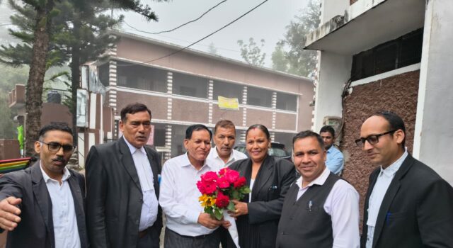 गोपेश्वर बार एसोसिएशन चुनाव : भारत सिंह रावत बने अध्यक्ष, अन्य पदाधिकारी निर्विरोध निर्वाचित