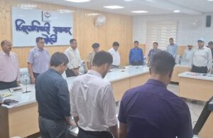 दिवंगत चिकित्सक डॉ. नवीन डिमरी को जिला सभागार में दी गई भावभीनी श्रद्धांजलि