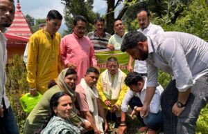 हरेला पर्व पर पपड़ियाणा में कृषि, बागवानी और जड़ी-बूटी उत्पादन पर जनजागरूकता गोष्ठी, बंजर भूमि के सदुपयोग पर जोर