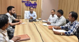 चमोली में पीएमजीएसवाई के 56 पुलों में 45 तैयार, शेष कार्य समयबद्ध पूरा करने के निर्देश