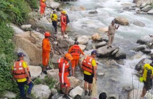 भागीरथी नदी में बहे बालक की तलाश में एसडीआरएफ–एनडीआरएफ का व्यापक संयुक्त सर्च अभियान, देर शाम तक नहीं मिला कोई सुराग