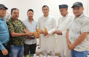 सांसद अनिल बलूनी से मिले प्रतिनिधिमंडल ने उठाए सीमांत क्षेत्र के विकास के मुद्दे
