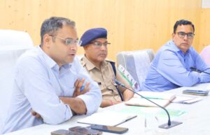 मिशन वात्सल्य के सभी पात्र बच्चों को मिले योजनाओं का लाभ, प्रमाण पत्र बनाने को लगेंगे विशेष शिविर: डीएम