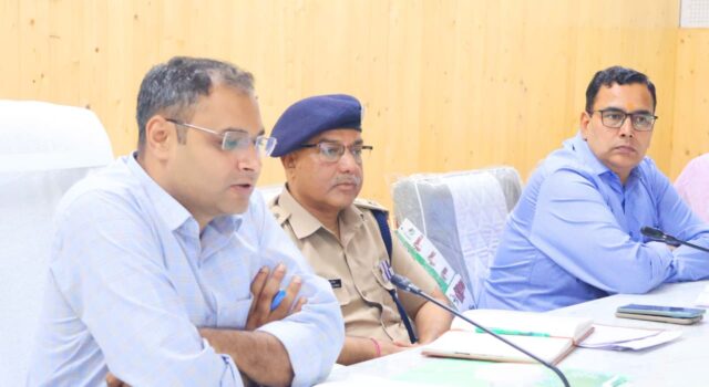 मिशन वात्सल्य के सभी पात्र बच्चों को मिले योजनाओं का लाभ, प्रमाण पत्र बनाने को लगेंगे विशेष शिविर: डीएम