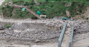बड़ी खबर: नीती घाटी : तमक नाले पर बना पुल बहा,1व्यक्ति लापता
