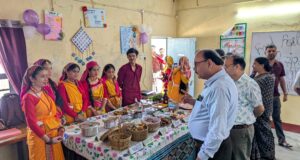 गोपेश्वर महाविद्यालय में पहाड़ी फूड फेस्टिवल, पारंपरिक व्यंजनों के संरक्षण का दिया संदेश