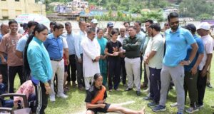 उदीयमान खिलाड़ी प्रोत्साहन योजना के ट्रायल का डीएम ने किया निरीक्षण, खिलाड़ियों का बढ़ाया उत्साह