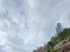 लगातार बारिश से चमोली बेहाल, कर्णप्रयाग ग्वालदम मार्ग आमसौड़ के पास अवरुद्ध,जनजीवन प्रभावित