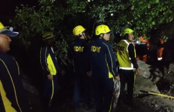चमोली में फिर कुदरत का कहर: तमक नाले का पुल बहा, BRO चालक लापता, कई वाहन भी मलबे की चपेट में