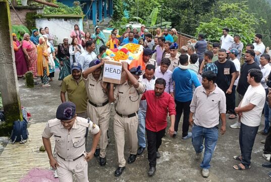 चार महीने तक बीमारी से जूझे CRPF जवान गजेंद्र, एम्स में ली अंतिम सांस; पांच साल के बेटे के सिर से उठा पिता का साया