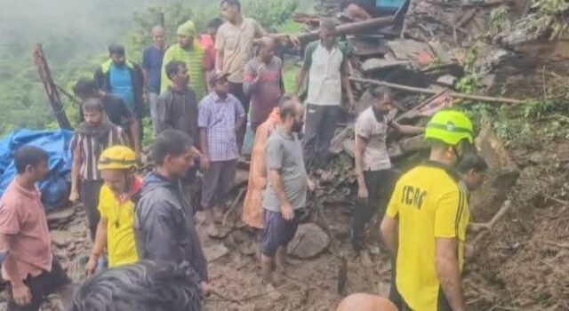 लगातार बारिश से जनजीवन प्रभावित, मेहर गांव में मकान ढहने से मासूम की मौत; दो की तलाश जारी