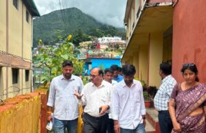 जर्जर बीएड भवन की मरम्मत तक वैकल्पिक व्यवस्था की मांग