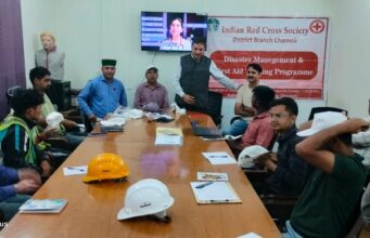 तपोवन में रेडक्रॉस का तीन दिवसीय प्राथमिक चिकित्सा प्रशिक्षण शुरू