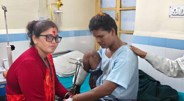 टीएचडीसी हादसे में घायल श्रमिकों को बहनो ने बांधी राखी