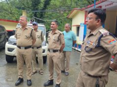 अलकनंदा नदी में युवक ने लगाई छलांग, तलाश जारी