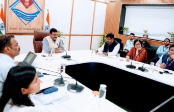 मुख्य सचिव श्री आनन्द बर्द्धन की अध्यक्षता में पुलिस विभाग एवं बैंकों के साथ साइबर एवं वित्तीय फ्रॉड की रोकथाम, लंबित प्रकरणों के त्वरित निस्तारण के सम्बन्ध में समन्वय बैठक आयोजित हुई।