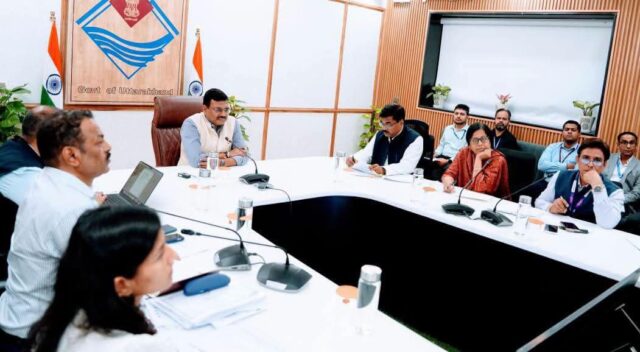 मुख्य सचिव श्री आनन्द बर्द्धन की अध्यक्षता में पुलिस विभाग एवं बैंकों के साथ साइबर एवं वित्तीय फ्रॉड की रोकथाम, लंबित प्रकरणों के त्वरित निस्तारण के सम्बन्ध में समन्वय बैठक आयोजित हुई।