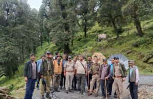 बूरा में वन पंचायत क्षेत्र में अतिक्रमण का मामला, वन विभाग ने किया स्थलीय निरीक्षण