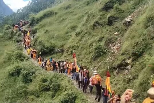 मां नंदा की बड़ी जात यात्रा में सुरक्षा बनी चुनौती उच्च हिमालय की ओर बढ़ेगी मां नंदा की बड़ी जात यात्रा, सुरक्षा बनी चुनौती