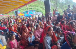 श्री नंदा राज राजेश्वरी मेले का रंगारंग समापन, लोक गायक दर्शन फरस्वाण के गीतों पर जमकर थिरके दर्शक