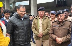 माँ नन्दा की डोलियां बढ़ीं निर्जन पड़ावों की ओर, सुरक्षा की जिम्मेदारी संभालते ग्राउंड जीरो पर डटे डीएम-एसपी