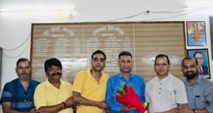 सहायक निदेशक पीआईबी एवं दूरदर्शन समाचार संजीव सुंदरियाल का सम्मान