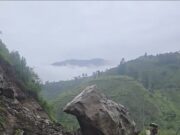 चमोली में बारिश का कहर, नंदप्रयाग-नंदानगर मोटर मार्ग बंद, आवाजाही ठप