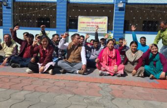 कलेक्ट्रेट मिनिस्टीरियल कर्मचारियों की लंबित मांगों के निराकरण की मांग,