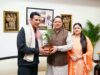 मुख्यमंत्री पुष्कर सिंह धामी से अभिनेता अक्षय कुमार ने की शिष्टाचार भेंट, उत्तराखण्ड की फिल्म नीति पर हुई चर्चा