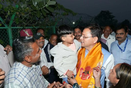 खटीमा में सीएम धामी ने सुनीं जनसमस्याएं, अधिकारियों को त्वरित निस्तारण के निर्देश