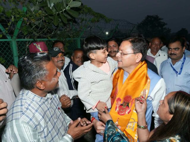 खटीमा में सीएम धामी ने सुनीं जनसमस्याएं, अधिकारियों को त्वरित निस्तारण के निर्देश