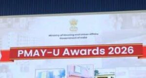 प्रधानमंत्री आवास योजना (शहरी) 2.0 के अंतर्गत उत्तराखण्ड राज्य द्वारा स्वीकृत आवासों के सापेक्ष सर्वाधिक आवासों का निर्माण प्रारंभ कराने अर्थात उच्चतम ‘ग्राउंडिंग अनुपात’ की उपलब्धि के लिए उत्तराखण्ड को राष्ट्रीय स्तर पर “सर्वश्रेष्ठ प्रदर्शन करने वाले राज्य” की श्रेणी में सम्मानित किया गया।