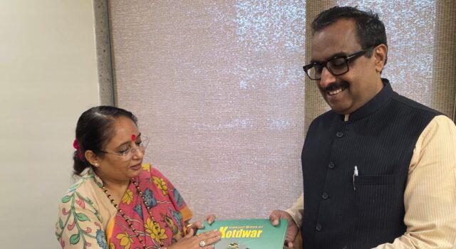 विधानसभा अध्यक्ष ऋतु खण्डूडी भूषण ने भाजपा के राष्ट्रीय उपाध्यक्ष राम माधव से की शिष्टाचार भेंट