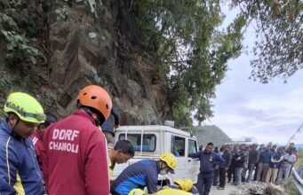 एसडीआरएफ ने खाई से बरामद किया दो दिन से लापता व्यक्ति का शव