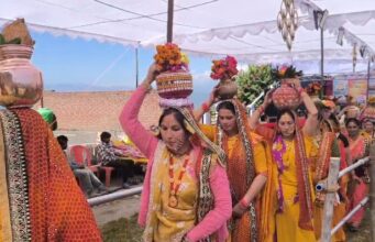 कलश यात्रा के साथ छह दिवसीय लड़ीधूरा महोत्सव का शुभारंभ